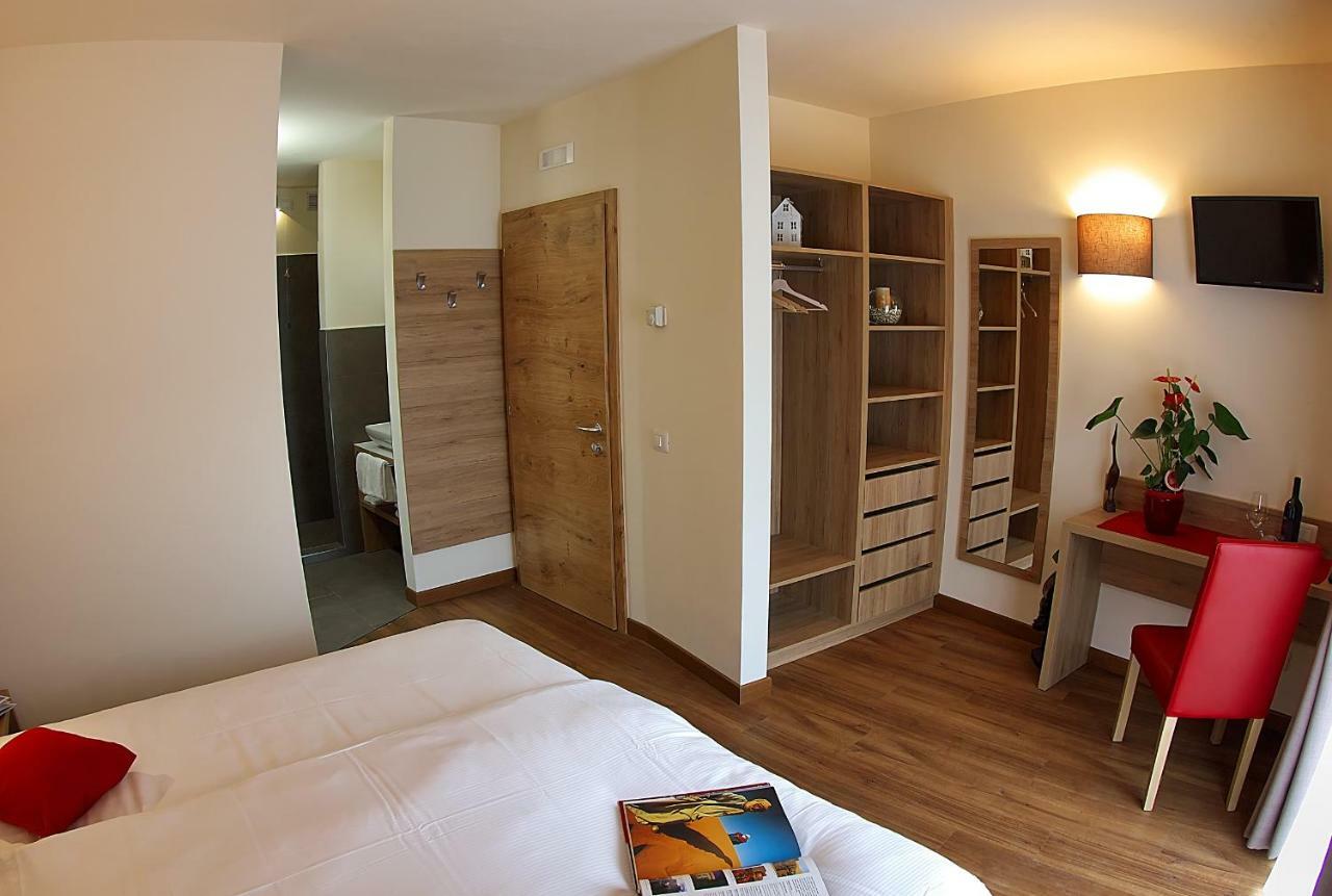 Bed and Breakfast Botton D'Oro Delle Dolomiti Ваттаро Экстерьер фото